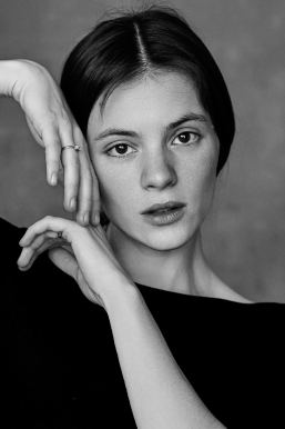 Creating Stunning Black and White Portraits with Model Kalina